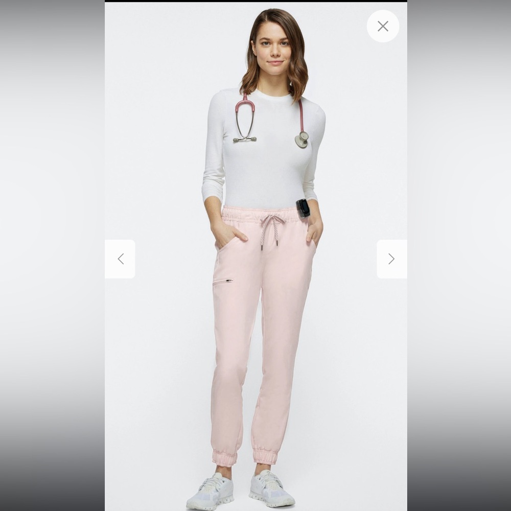 Women's 5-Pocket Skinny Scrub Jogger